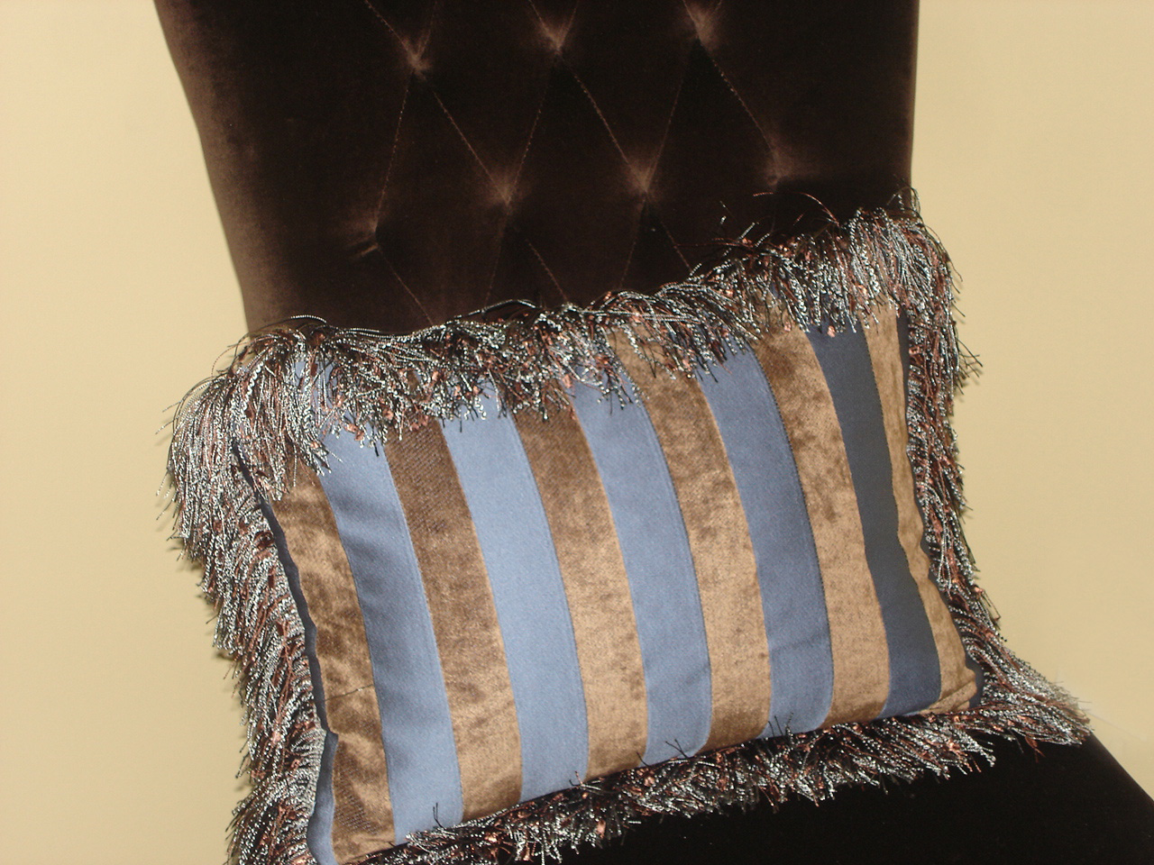 Stripe pillow